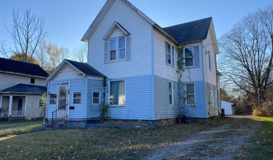 925 N Eaton St, Albion, MI 49224 - 4 Beds, 1 Bath