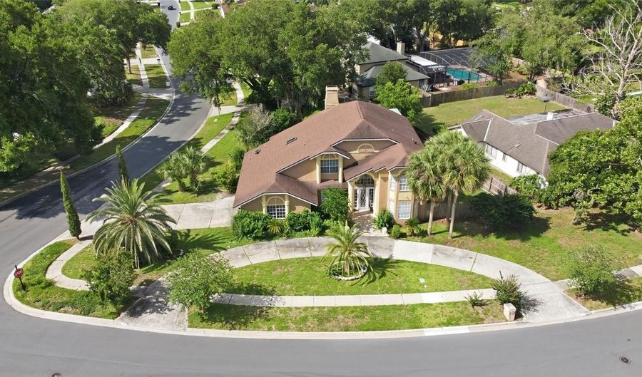 2054 PALM VISTA Dr, Apopka, FL 32712 - 4 Beds, 3 Bath