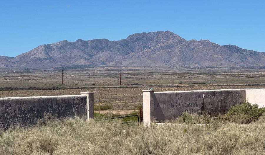 34 El Centro Dr, Bosque, NM 87006 - 1 Beds, 1 Bath