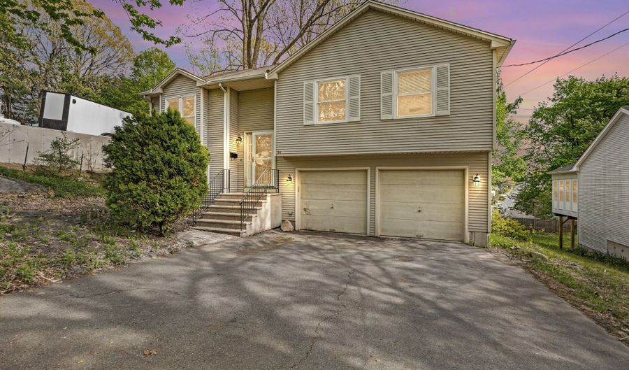 34 Fairlawn St, Bristol, CT 06010 - 3 Beds, 2 Bath
