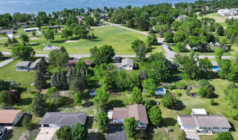 1103 Tabbert Rd NW, Alexandria, MN 56308 - 3 Beds, 2 Bath