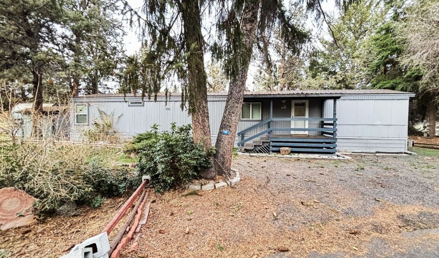 64100 N Hwy 97 14, Bend, OR 97701 - 2 Beds, 2 Bath