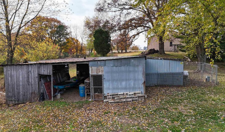 8264 E Schnellville Rd, Birdseye, IN 47513 - 4 Beds, 2 Bath