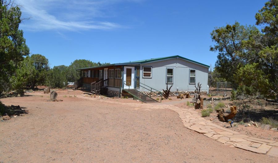 82 5020, Concho, AZ 85924 - 3 Beds, 2 Bath
