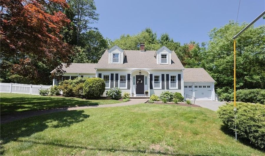 123 Progress St, Lincoln, RI 02864 - 2 Beds, 2 Bath