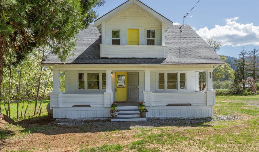 412 AZALEA GLEN Rd, Azalea, OR 97410 - 4 Beds, 2 Bath
