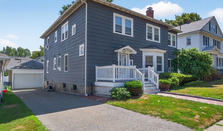 135 Russett Rd 1, Boston, MA 02132 - 2 Beds, 2 Bath