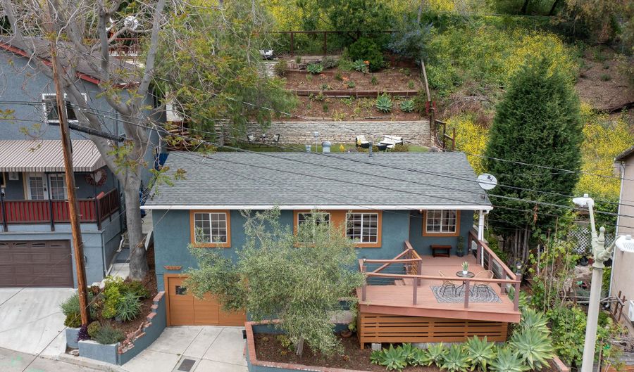 5345 Monterey Rd, Los Angeles, CA 90042 - 2 Beds, 2 Bath