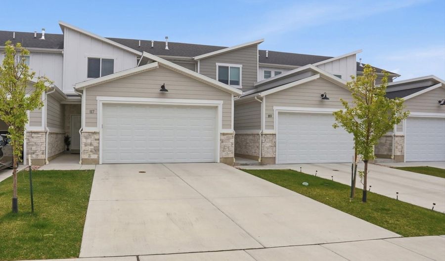 1117 W 600 S, Brigham City, UT 84302 - 2 Beds, 3 Bath
