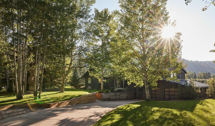 135 Maroon Dr, Aspen, CO 81611 - 5 Beds, 6 Bath