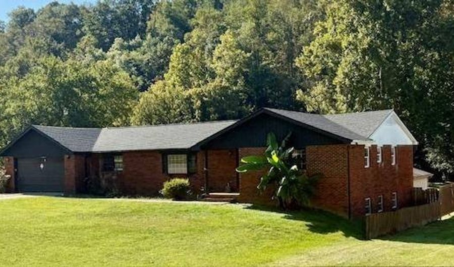 2814 Shopes Creek Rd, Ashland, KY 41102 - 3 Beds, 2 Bath