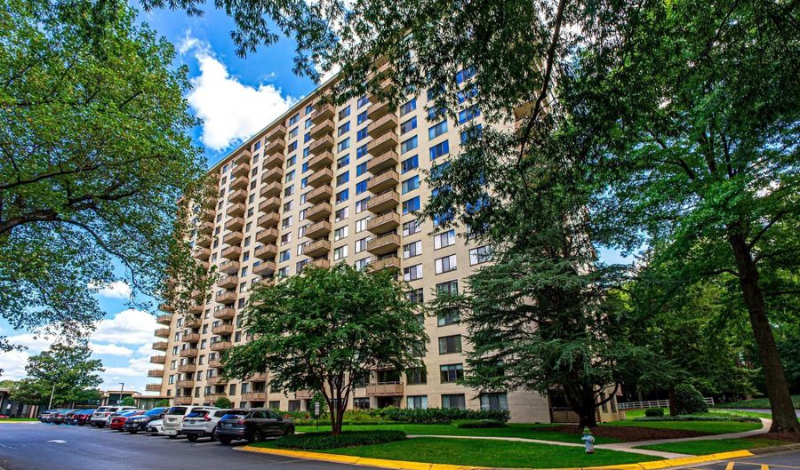 5225 POOKS HILL Rd 721S, Bethesda, MD 20814 - 1 Beds, 1 Bath