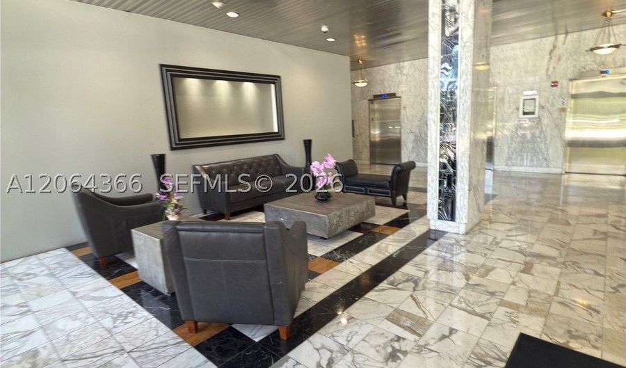 3675 N Country Club Dr 109, Aventura, FL 33180 - 2 Beds, 2 Bath