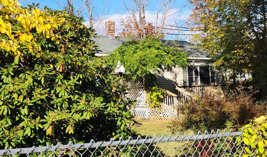 595 High St, Bath, ME 04530 - 2 Beds, 0 Bath