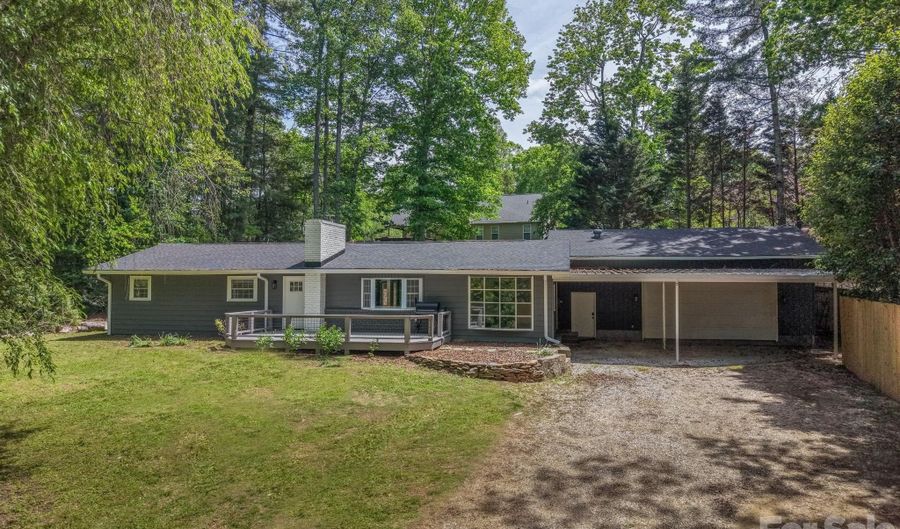 35 Timberview Dr, Arden, NC 28704 - 4 Beds, 3 Bath