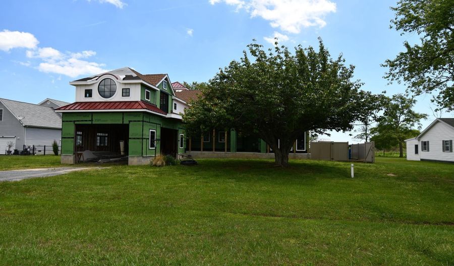 6222 S POINT Rd, Berlin, MD 21811 - 3 Beds, 5 Bath