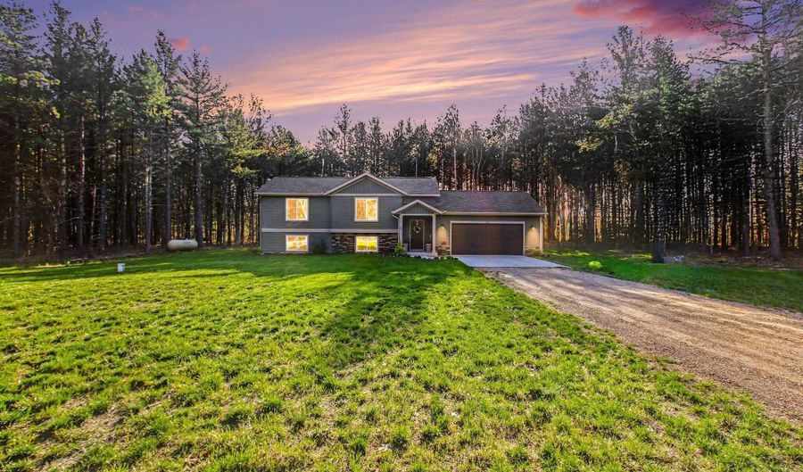 1671 Pineland Path, Allegan, MI 49010 - 4 Beds, 2 Bath