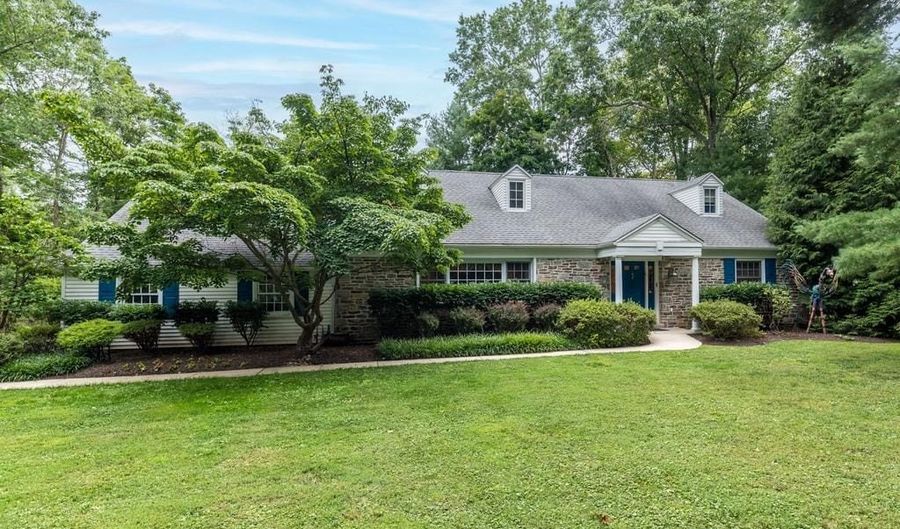 732 JOHNS Ln, Ambler, PA 19002 - 4 Beds, 3 Bath