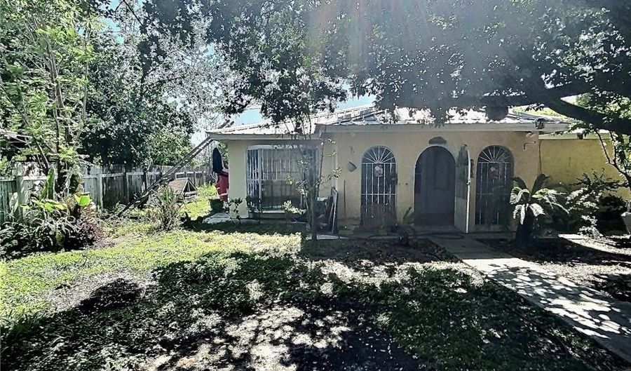 1504 N Pennsylvania St, Alton, TX 78573 - 4 Beds, 3 Bath