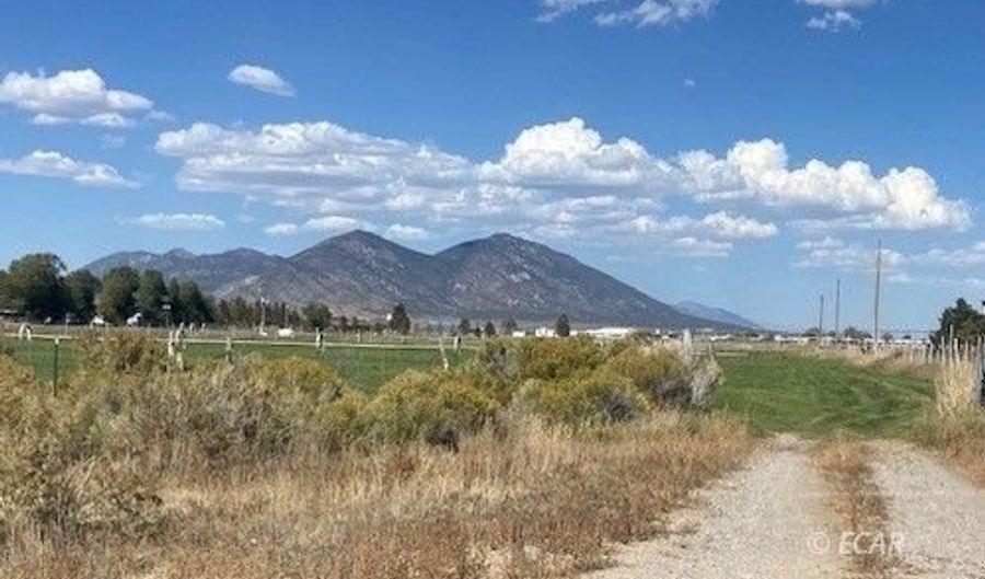 323 E 40th N St, Ely, NV 89301 - 3 Beds, 2 Bath