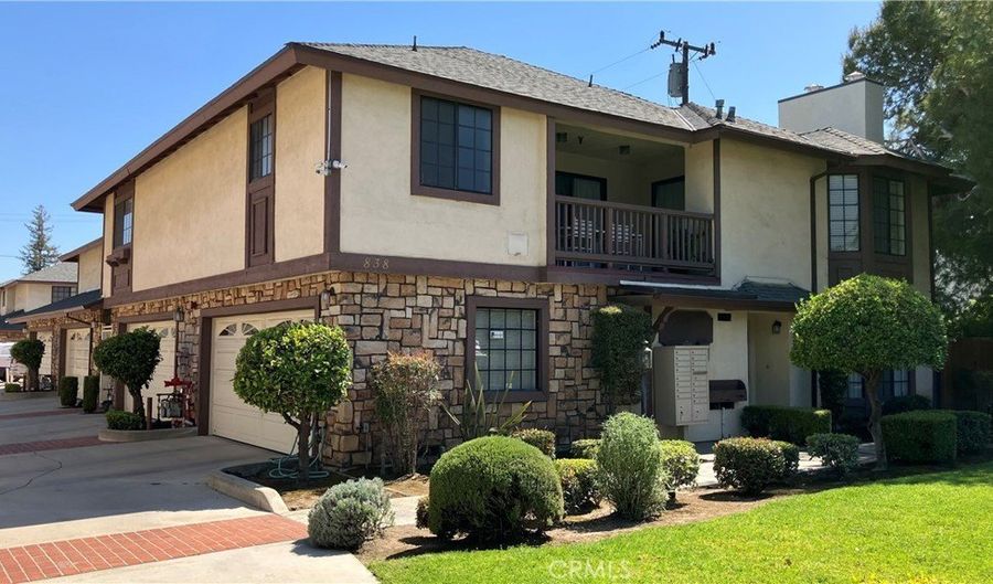 838 Fairview Ave N, Arcadia, CA 91007 - 2 Beds, 2 Bath