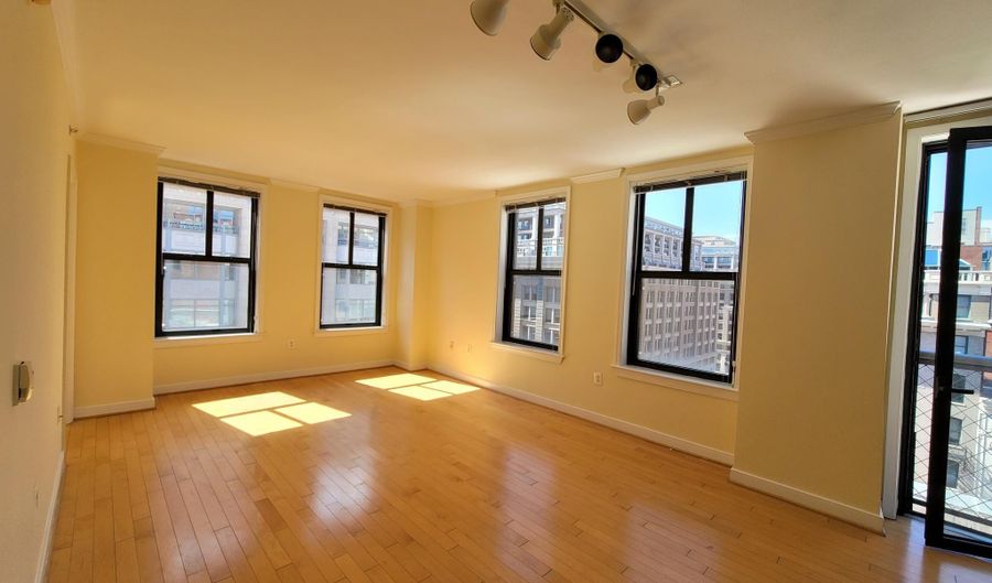 631 D St NW 733, Washington, DC 20004 - 2 Beds, 1 Bath