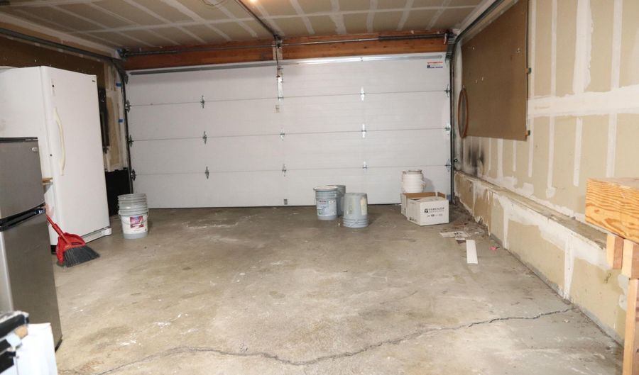 1611 Betula Cir, Anchorage, AK 99507 - 4 Beds, 2 Bath