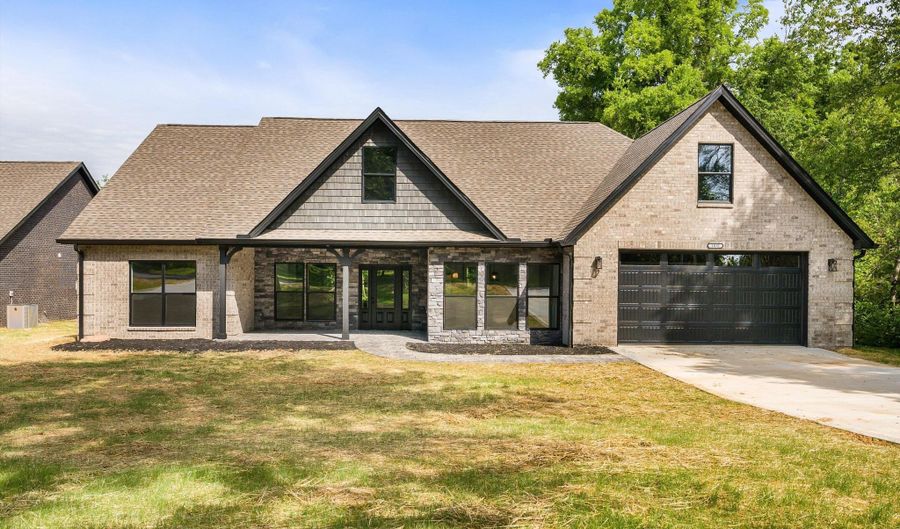1030 N Linden Dr, Alcoa, TN 37701 - 3 Beds, 2 Bath