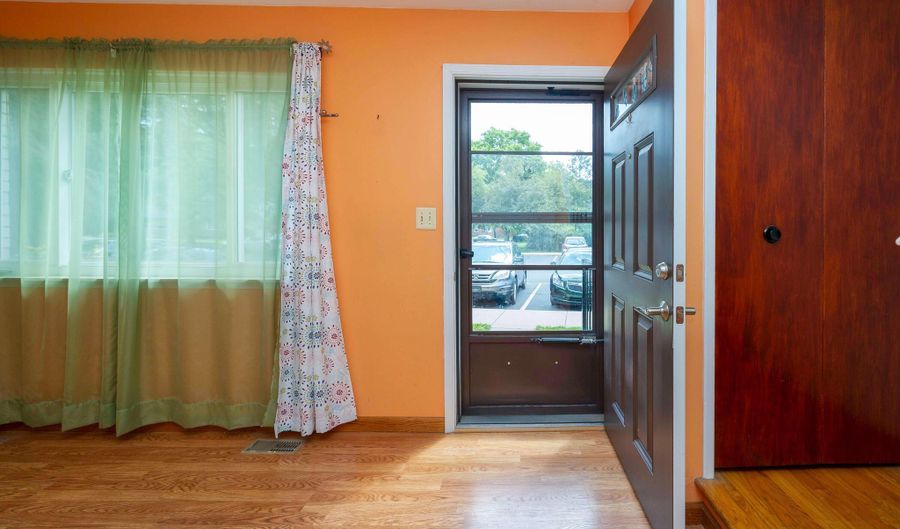 3111 Williamsburg Rd, Ann Arbor, MI 48108 - 2 Beds, 1 Bath