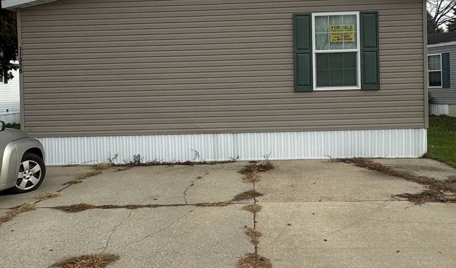 11326 Boyne Blvd, Allendale, MI 49401 - 3 Beds, 2 Bath