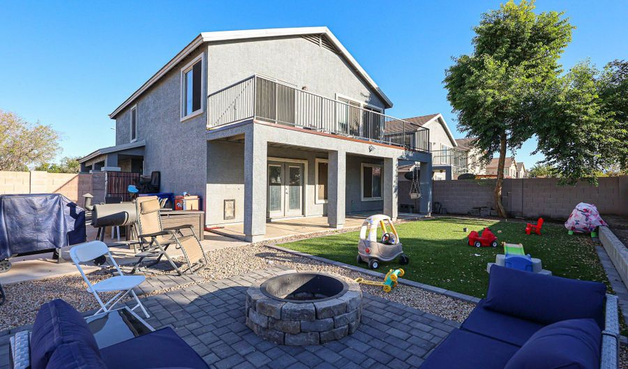 1402 S 122ND Ln, Avondale, AZ 85323 - 3 Beds, 3 Bath