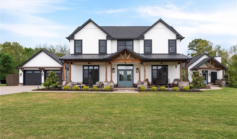 8128 Belmont Dr, Alma, AR 72921 - 7 Beds, 6 Bath