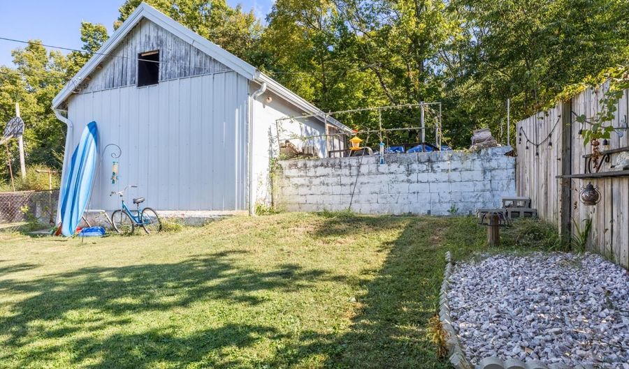 432 Park Ave, Aurora, IN 47001 - 3 Beds, 2 Bath
