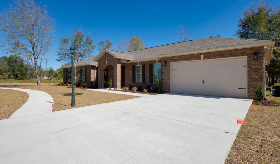 2958 Chancellor Ct, Crestview, FL 32539 - 3 Beds, 3 Bath