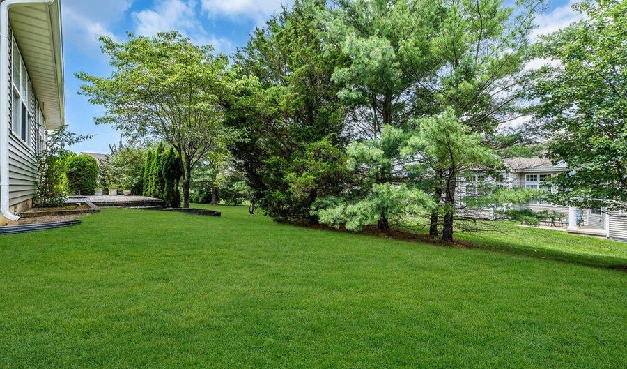 27 Valley Stream Pl, Barnegat, NJ 08005 - 2 Beds, 2 Bath