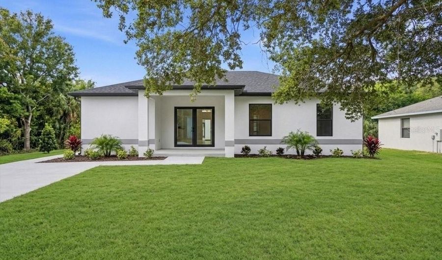 2906 OLD STATE ROAD 64 W, Avon Park, FL 33825 - 3 Beds, 2 Bath