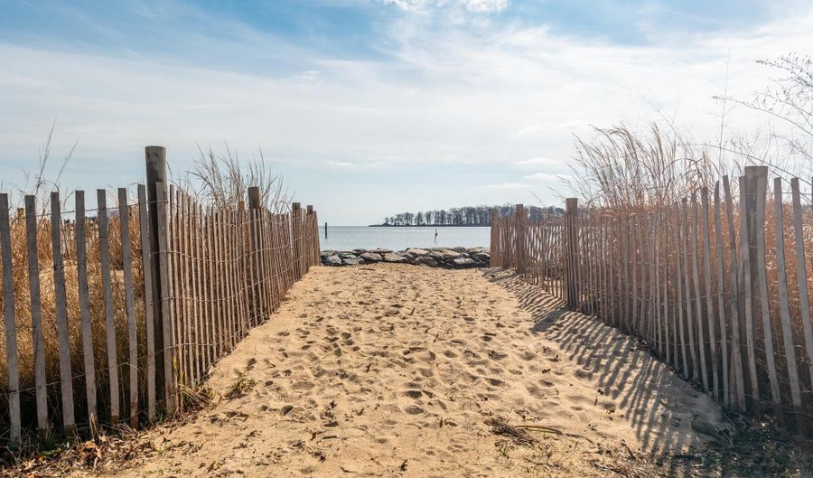 3563 NARRAGANSETT Ave, Annapolis, MD 21403 - 3 Beds, 2 Bath
