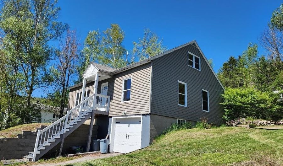 510 Willard St, Berlin, NH 03570 - 2 Beds, 2 Bath