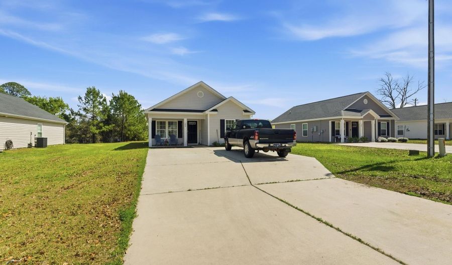 784 12th Ave, Aynor, SC 29511 - 3 Beds, 2 Bath