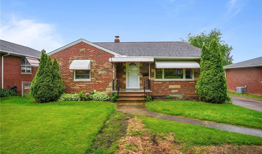 304 E Dresden Ave, Akron, OH 44301 - 3 Beds, 2 Bath