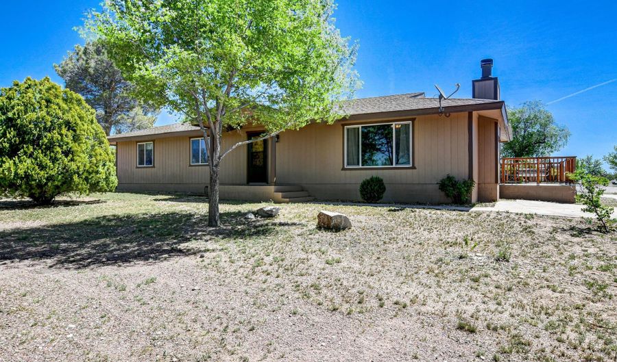 25325 N Naples St, Paulden, AZ 86334 - 3 Beds, 2 Bath