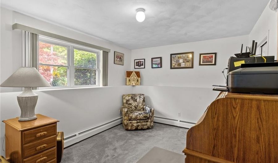 5 Haywood Rd, Coventry, RI 02816 - 3 Beds, 2 Bath