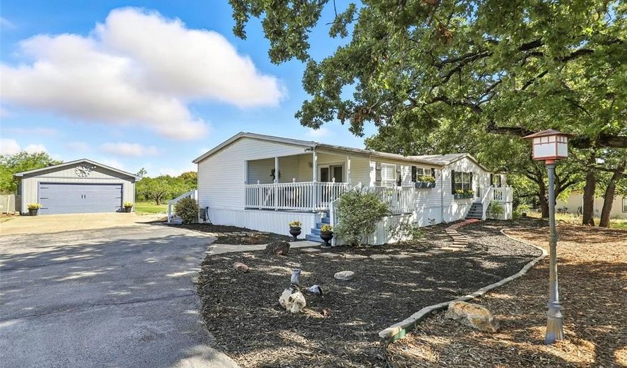 8916 E Fm 917, Alvarado, TX 76009 - 4 Beds, 2 Bath