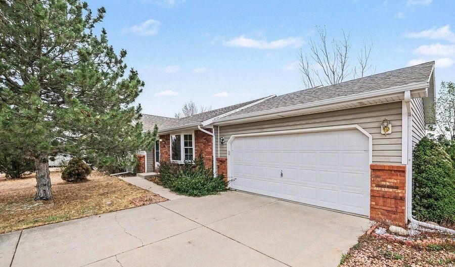 635 Ash Ave, Ault, CO 80610 - 5 Beds, 3 Bath