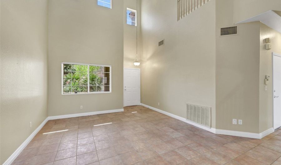 342 YACHT Ave 1, Henderson, NV 89012 - 3 Beds, 3 Bath