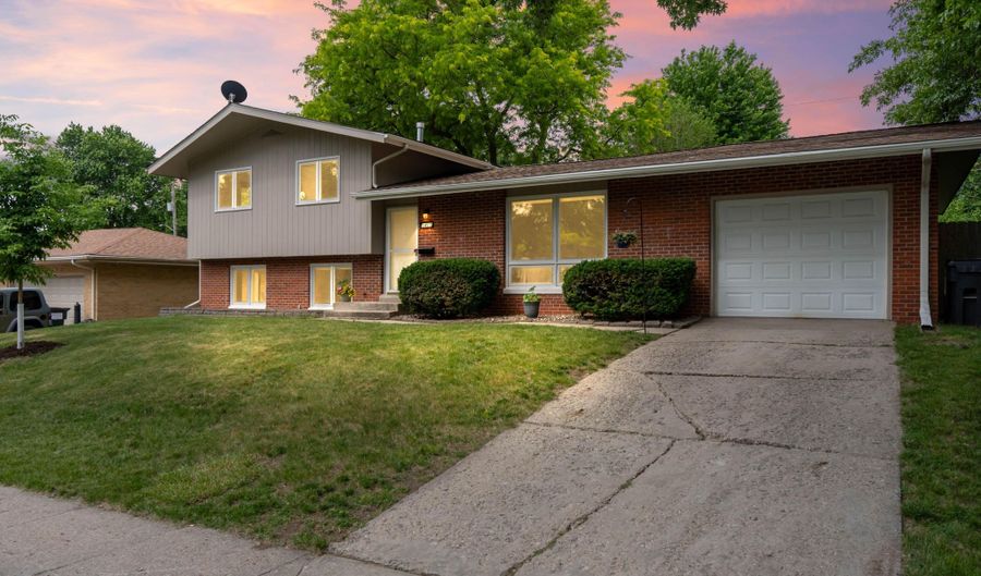 1411 Glendale Ave, Ames, IA 50010 - 3 Beds, 2 Bath