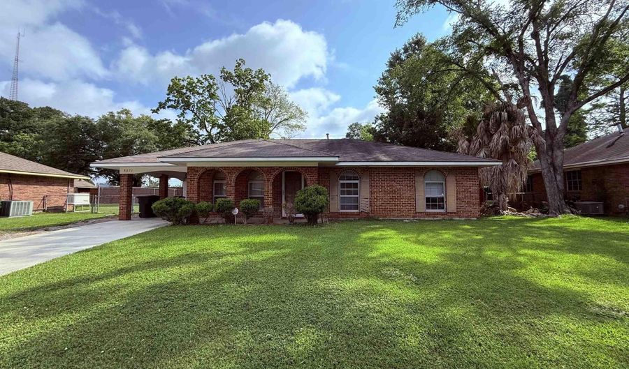 9271 Corsica Ave, Baton Rouge, LA 70810 - 3 Beds, 2 Bath
