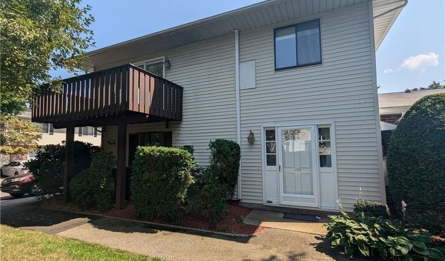 103 Edaville Ct 103, Warwick, RI 02886 - 3 Beds, 2 Bath