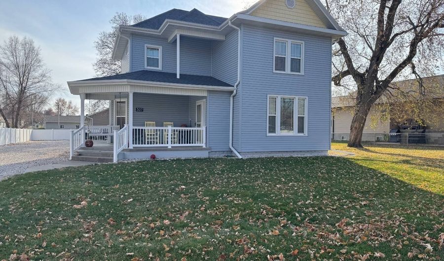 307 W Fairview St, Albion, NE 68620 - 3 Beds, 2 Bath