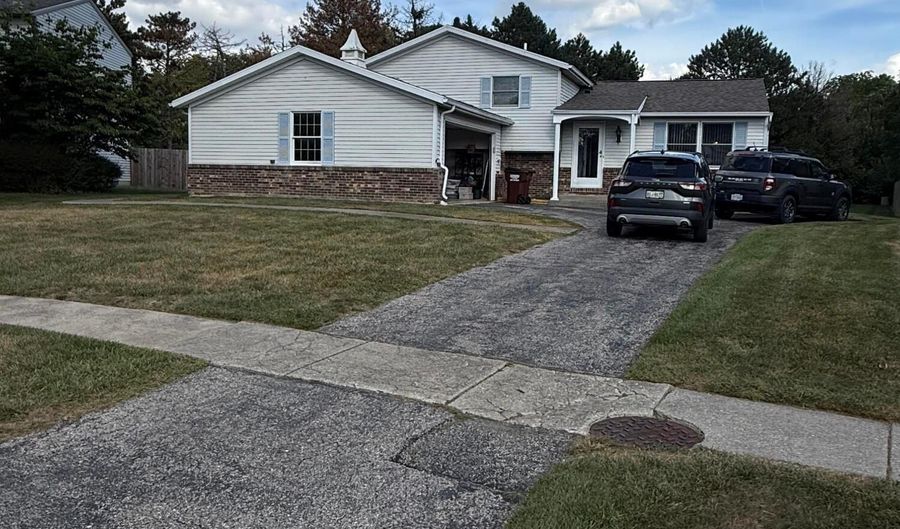 2123 Kellerston Rd, Maumee, OH 43537 - 3 Beds, 2 Bath